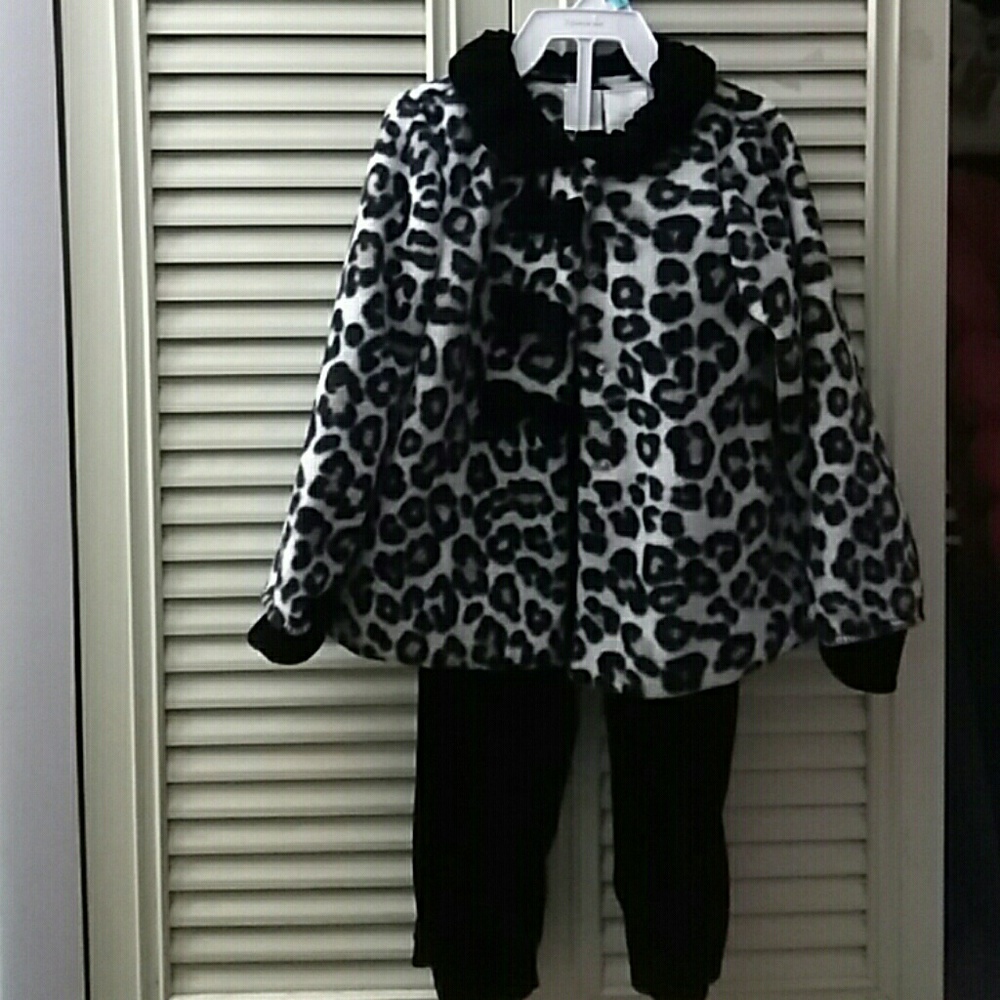 Girls Velvet jacket and pants set