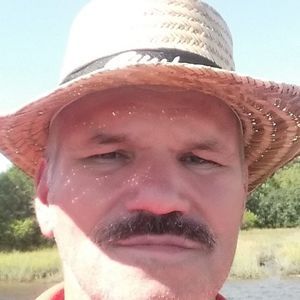 Meet your Posher, Freeman