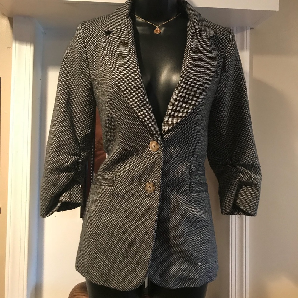 💂🏾‍♀️Blazer💂🏾