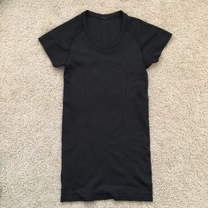 Lululemon Swiftly Tech Short Sleeve Tshirt