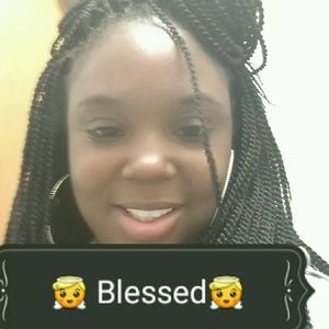 Meet your Posher, Veris