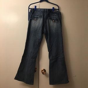 Vigoss jeans size 13. Wide leg flair. Lowrise.