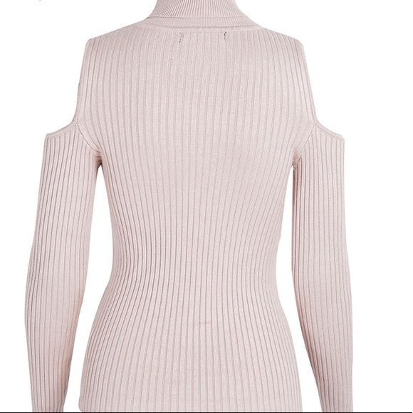 🆕 'Aislyn' Blush Ribbed Cutout High Neck Sweater - Picture 7 of 8