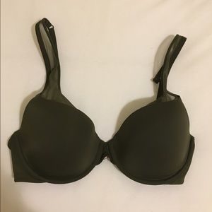 Victoria's Secret t-shirt bra with mesh straps