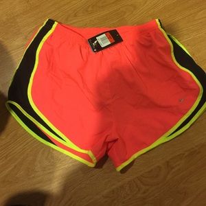 Nike dri fit shorts Large