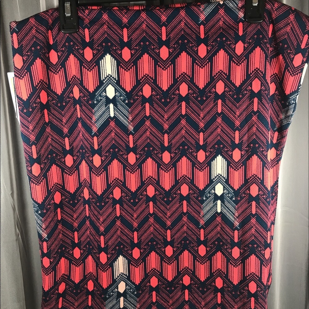 LulaRoe Cassie