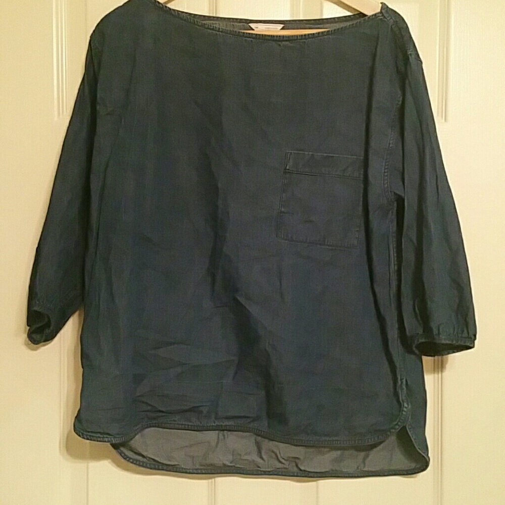 Gap denim top