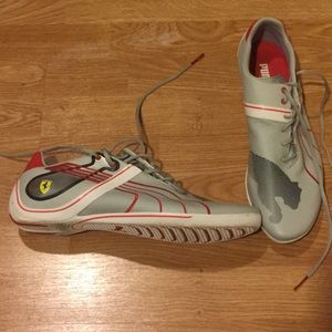 Men's puma Ferrari sneakers US 12