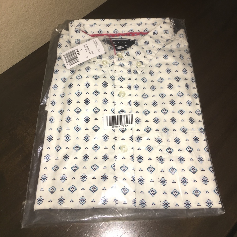 Men’s button up short sleeve