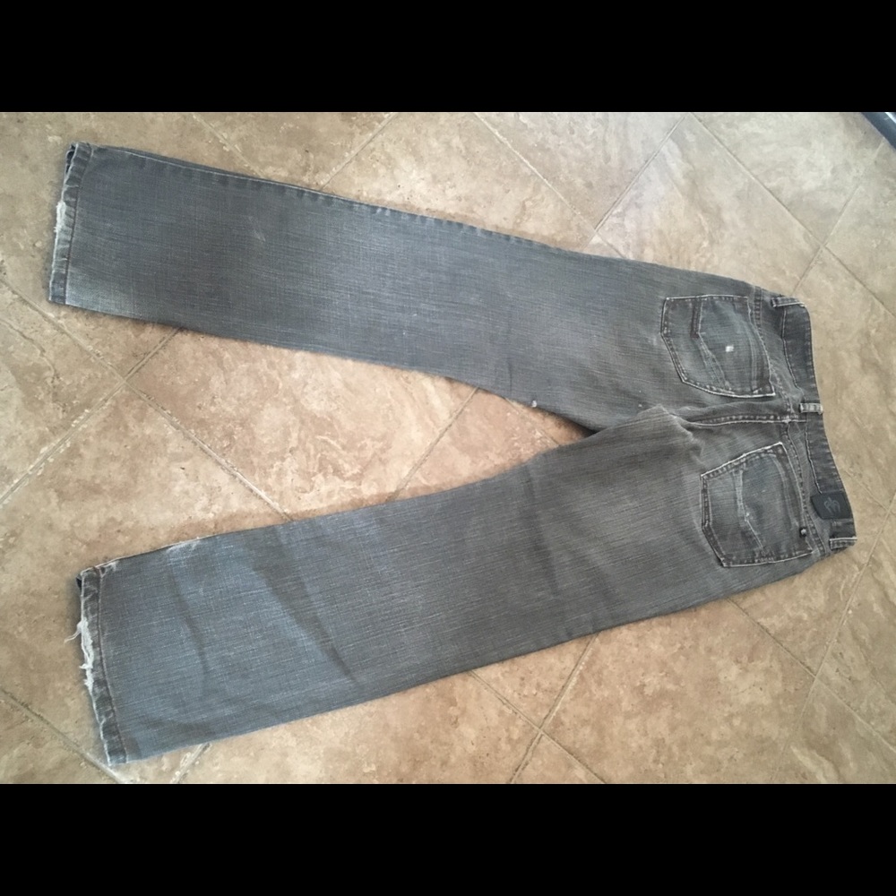 Men’s Size 30 Grey Jean