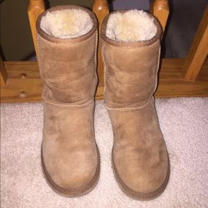 Chestnut Classic Uggs