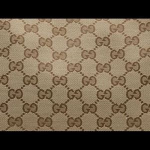 Meet your Posher, Samoht