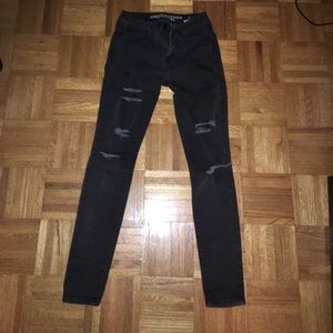 AMERICAN EAGLE JEANS
