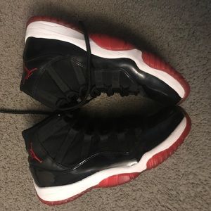 RETRO AIR JORDAN BRED 11s