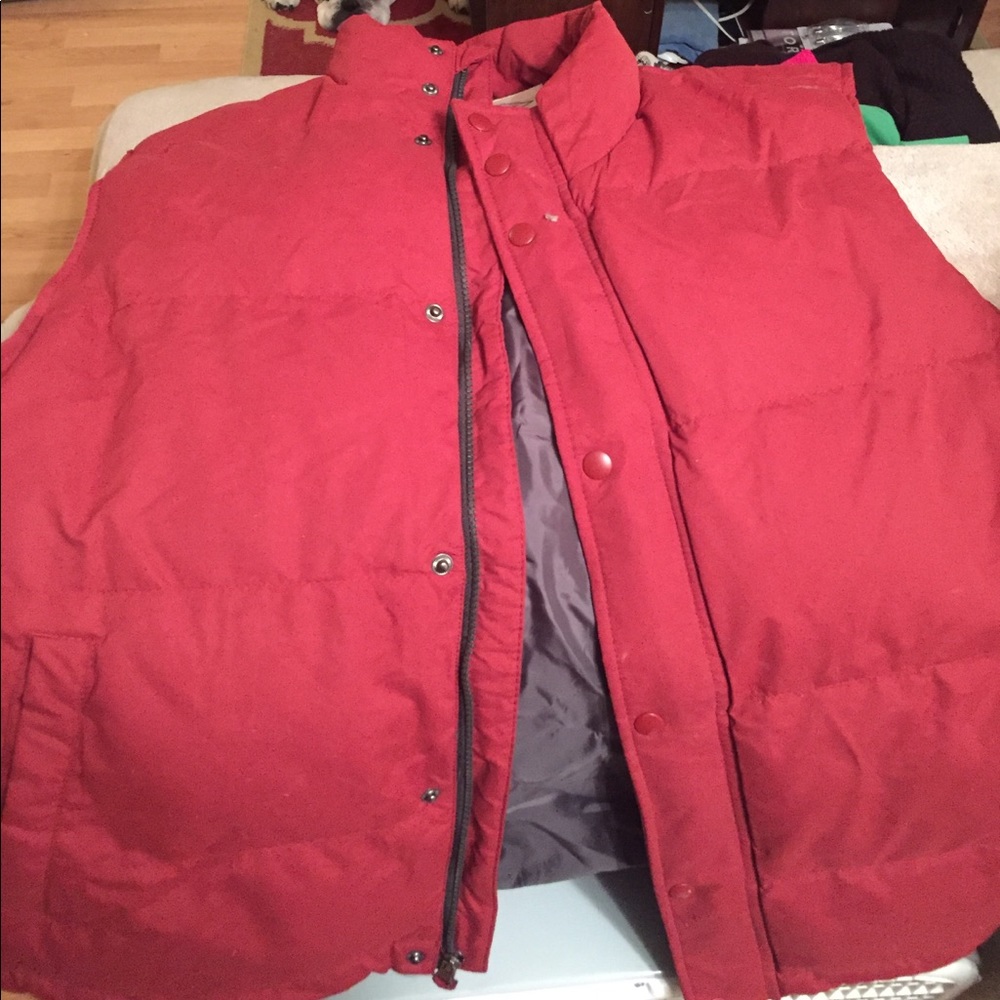 NWT Men St.john Bay Vest
