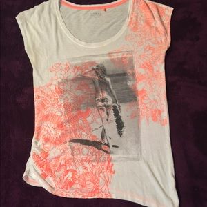 Guess Los Angeles t shirt. Size M