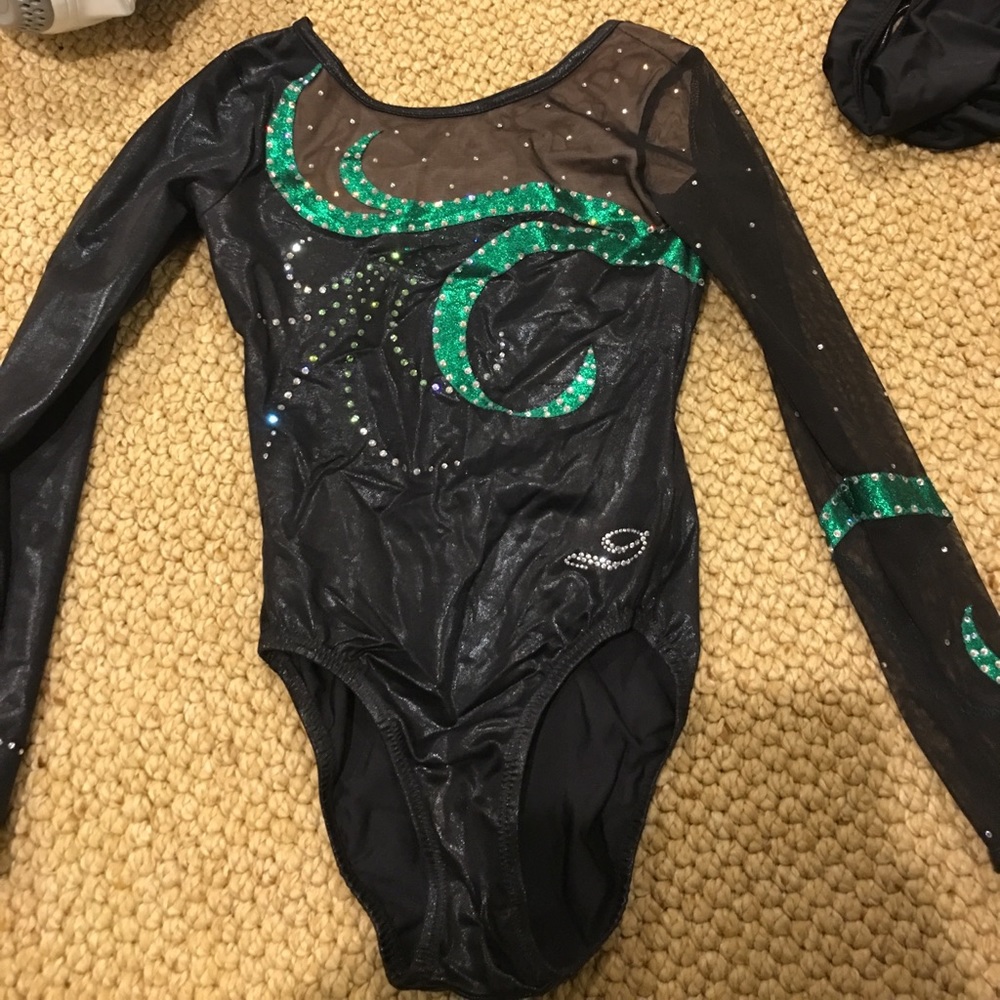 Leotard. Size 12-14 (children).