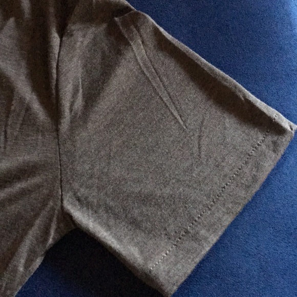 🎉HOST PICK🎉"I'm strong..." size medium M LAST ONE!!! - Picture 6 of 6