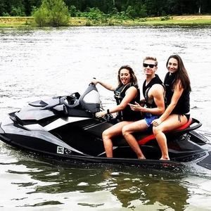 Meet your Posher, Zach