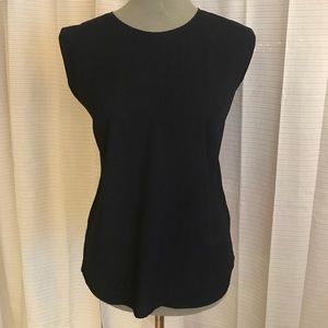 Capped Sleeve French Connection Tank