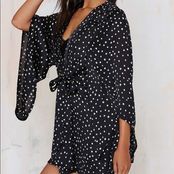 Nasty Gal Lavish Alice Star Print Kimono Robe - Picture 3 of 3