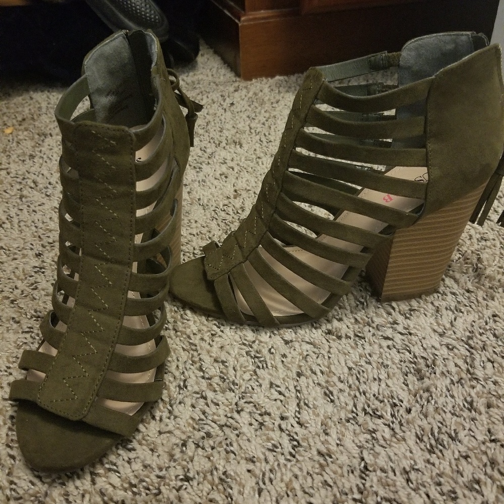 Olive green F21 heels