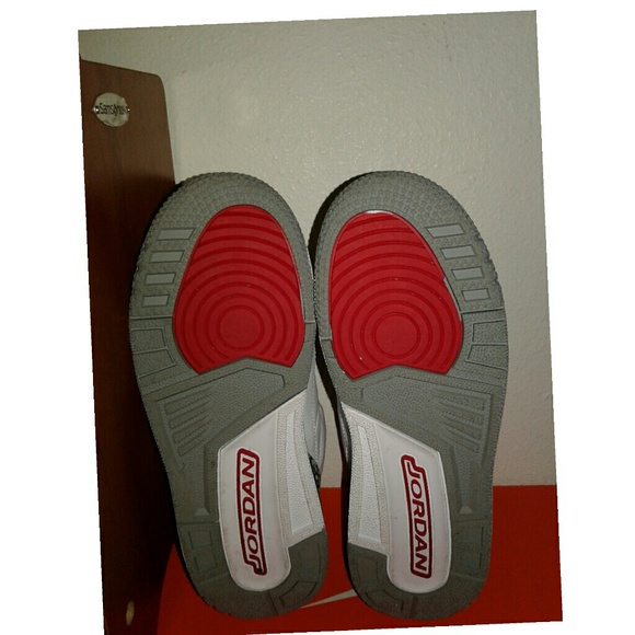 Shoes - Picture 3 of 3