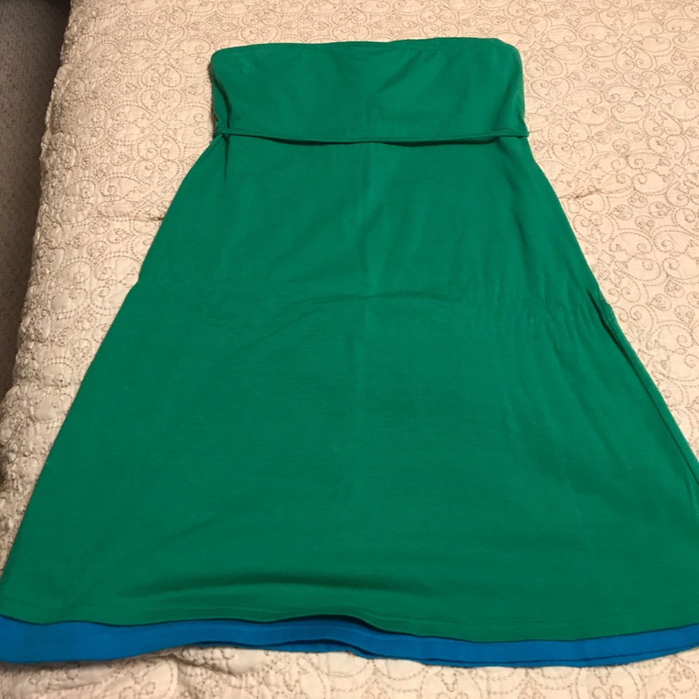 Strapless green dress
