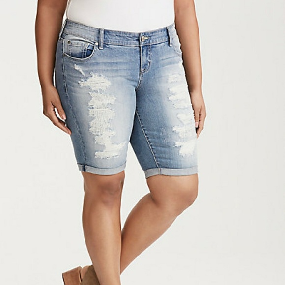 torrid Pants - Torrid Boyfriend Bermuda Shorts 26w 4x xxxxl jean