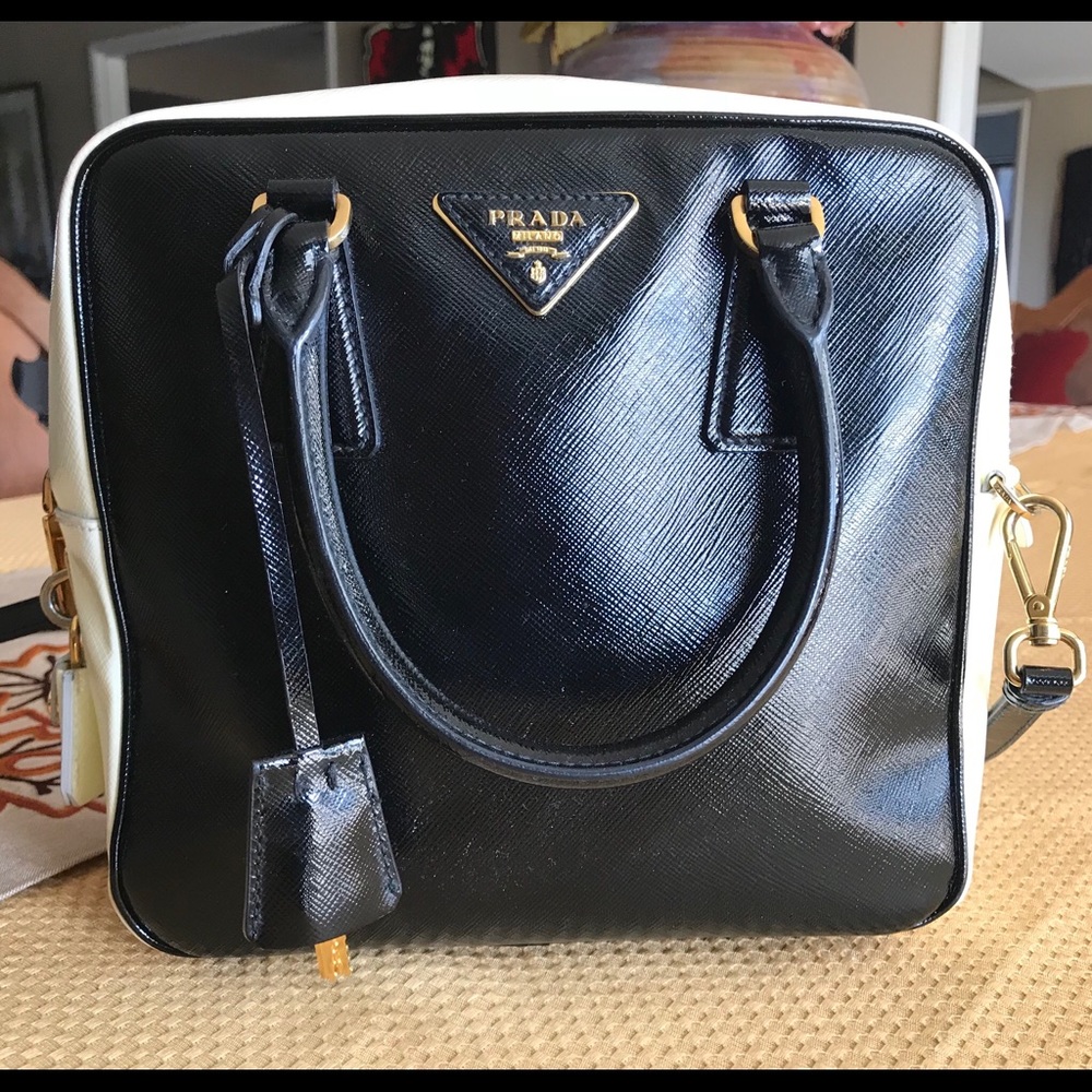 SOLD! ❌ Prada Black White Leather Crossbody Bag