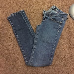 American Eagle skinny jeans