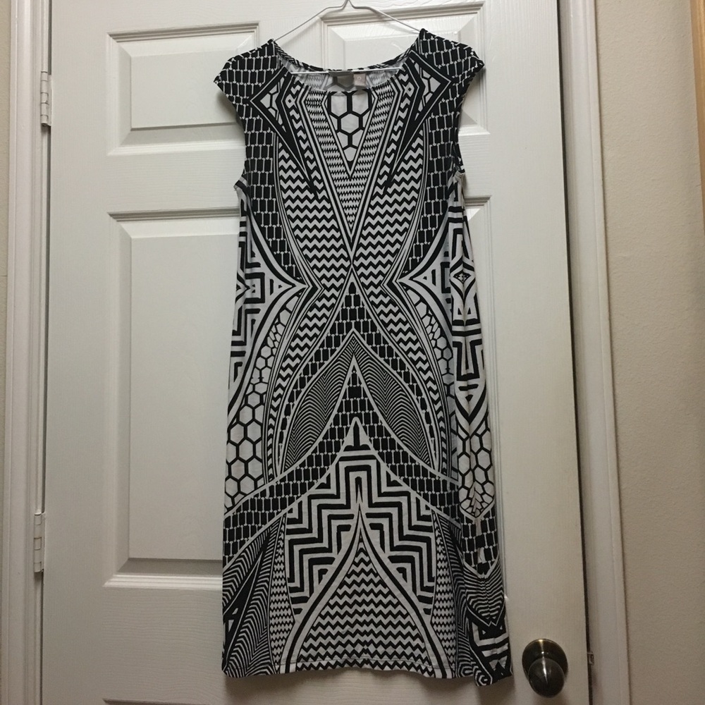 Black and white cap sleeved dress