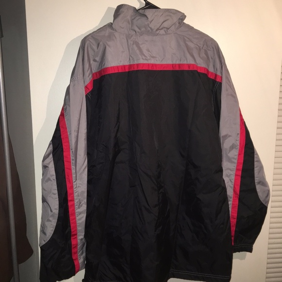 Reebok Windbreaker - Picture 3 of 4
