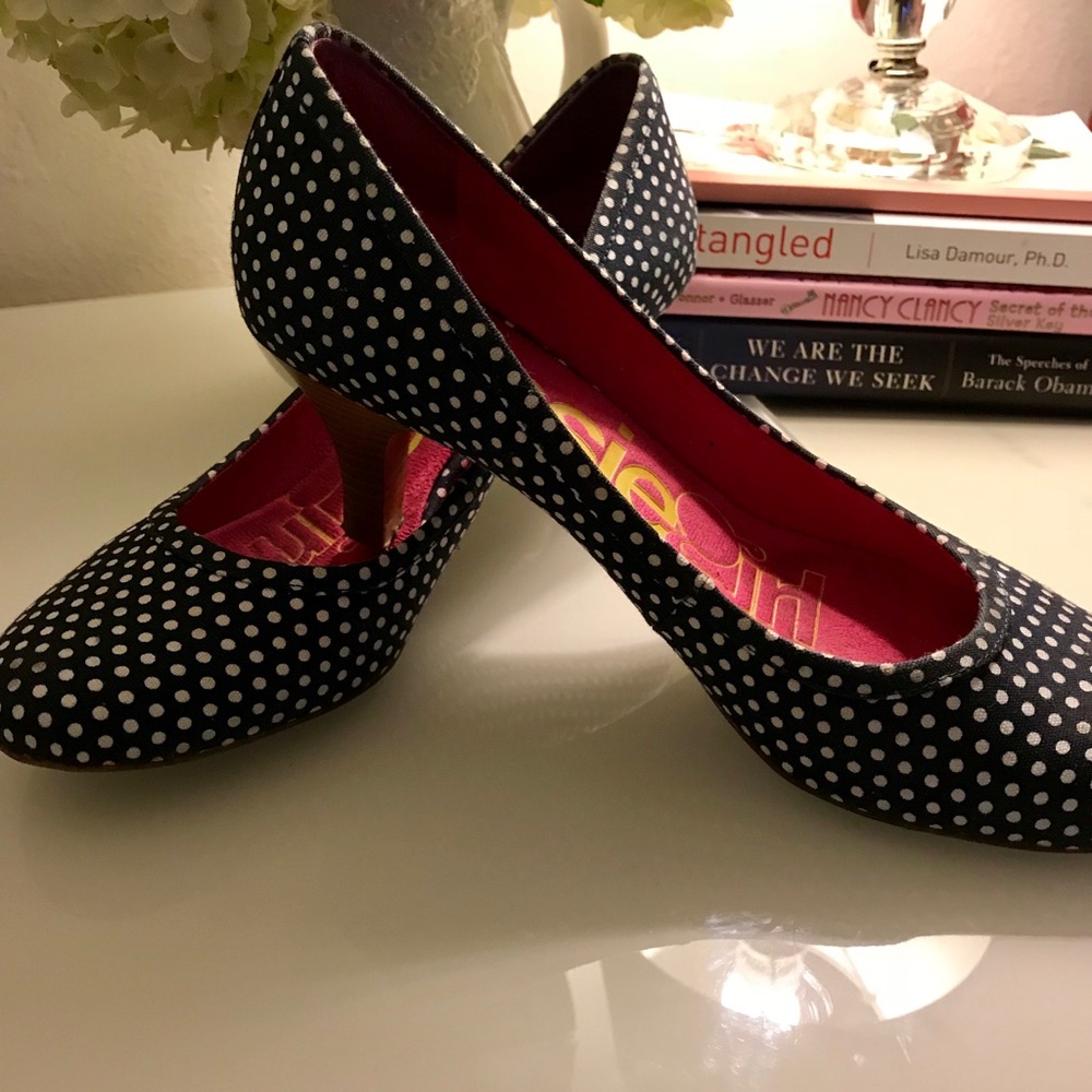 Blue & White Polka-Dot Heels