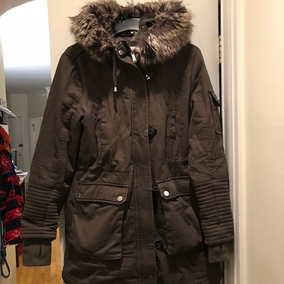 BCBG Winter Coat - Picture 1 of 3