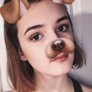 Meet your Posher, Michaela