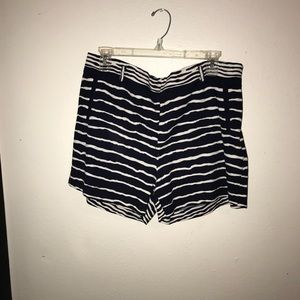 High waisted shorts(NWOT)