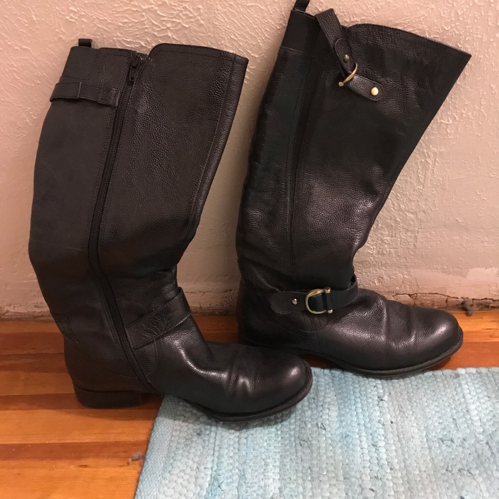 Naturalizer black boots