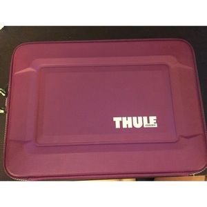 Thule Laptop Sleeve - 13” MacBook Pro