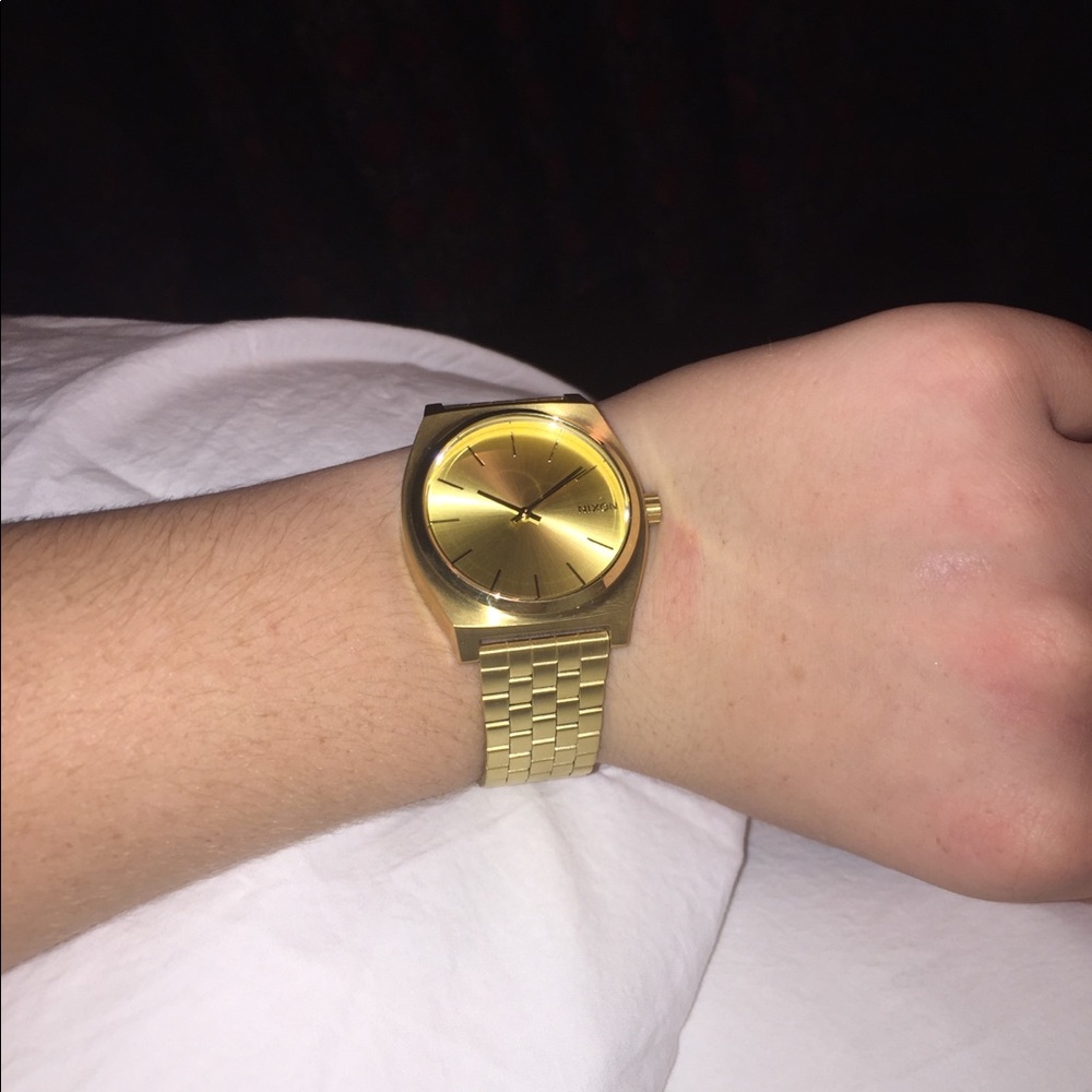 Nixon watch