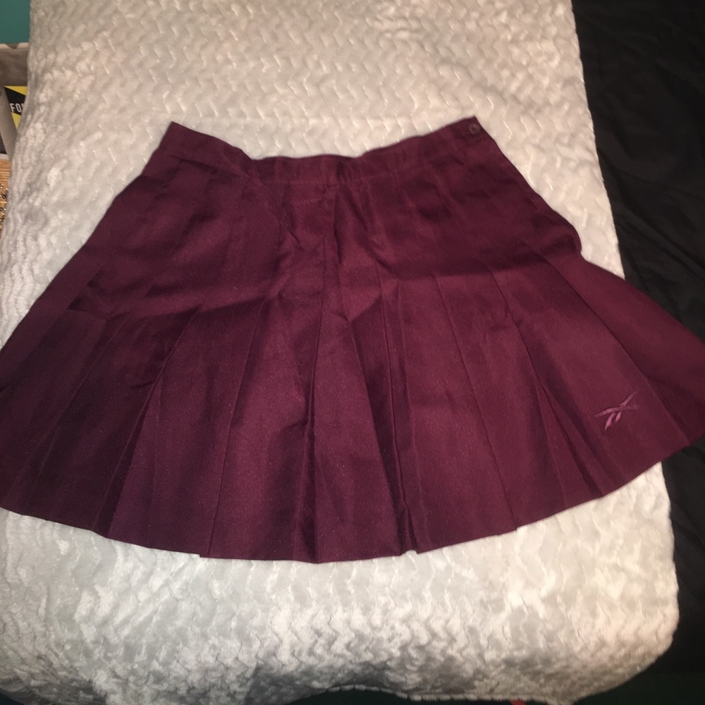 Maroon tennis skirt