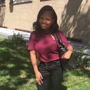 Meet your Posher, Ashley