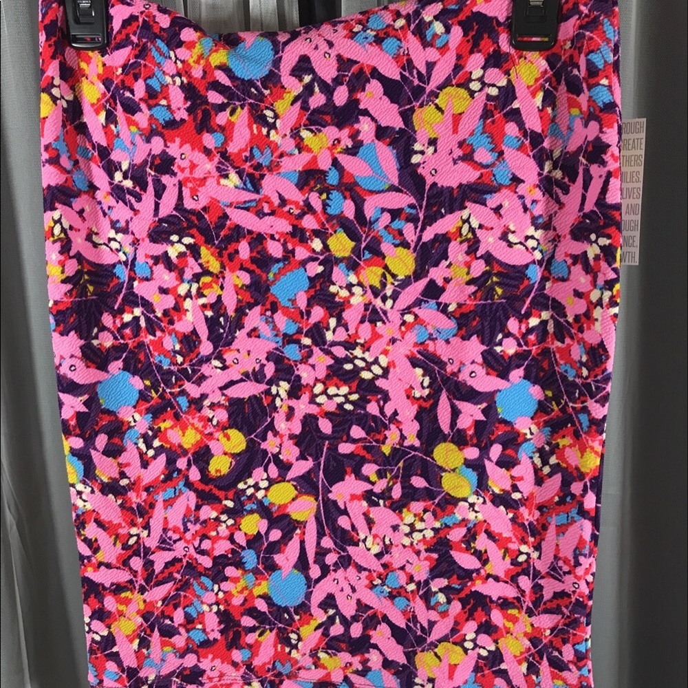 LulaRoe Cassie