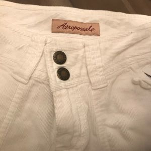 Aeropostale cropped cream cords size 3/4