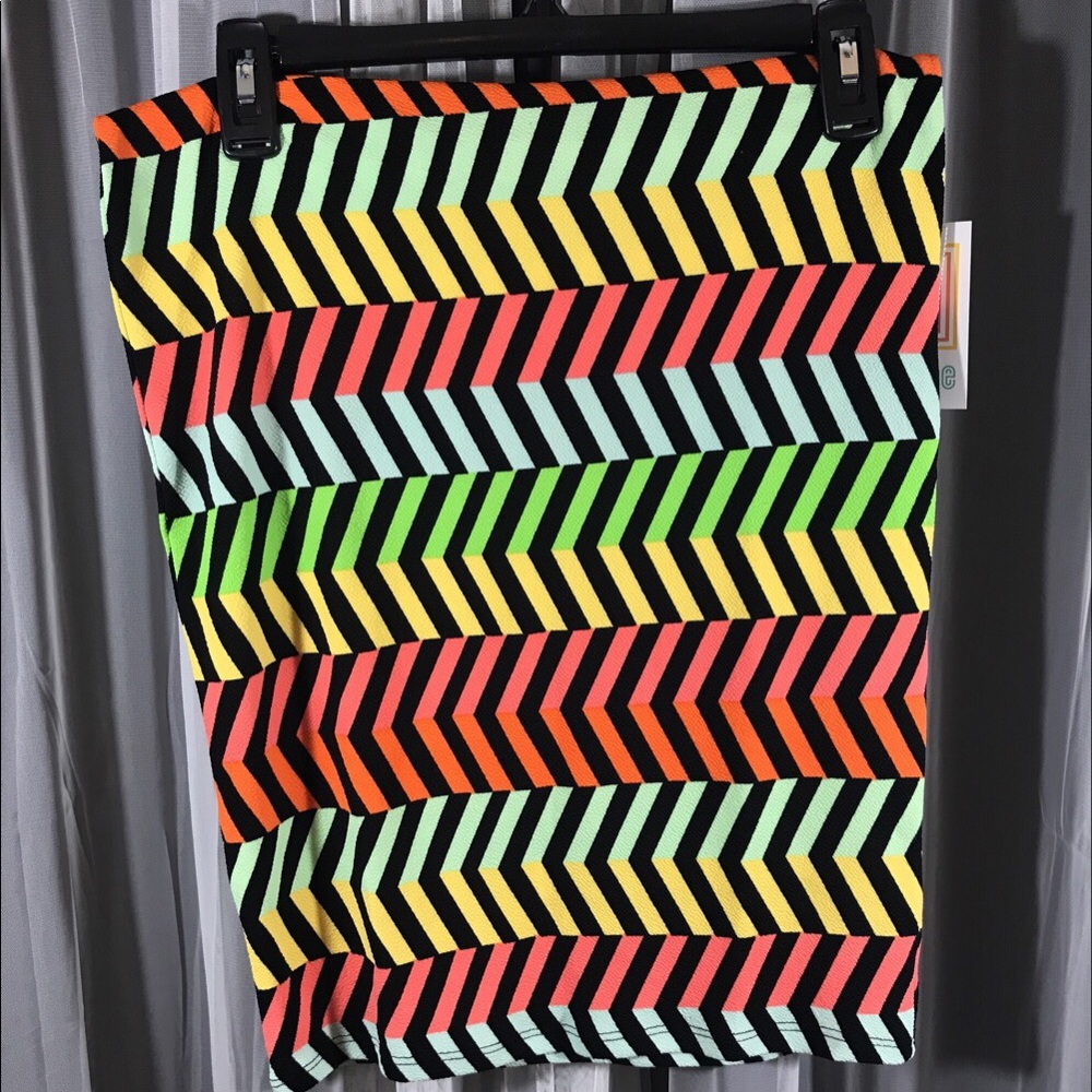 LulaRoe Cassie