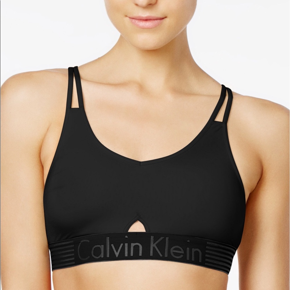 Calvin Klein - black sports bralette