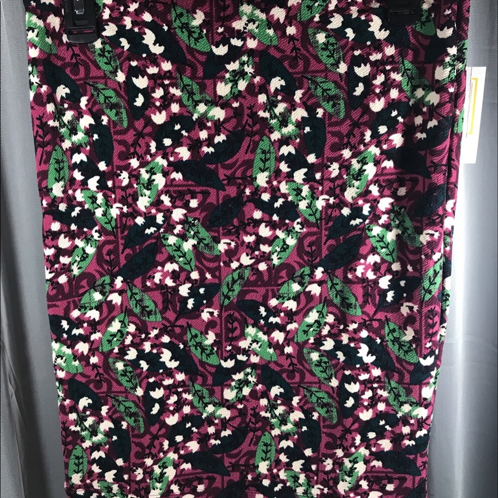 LulaRoe Cassie