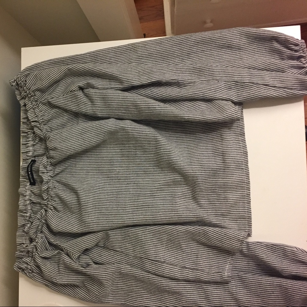 Brandy Melville “Theia” Off the Shoulder Top