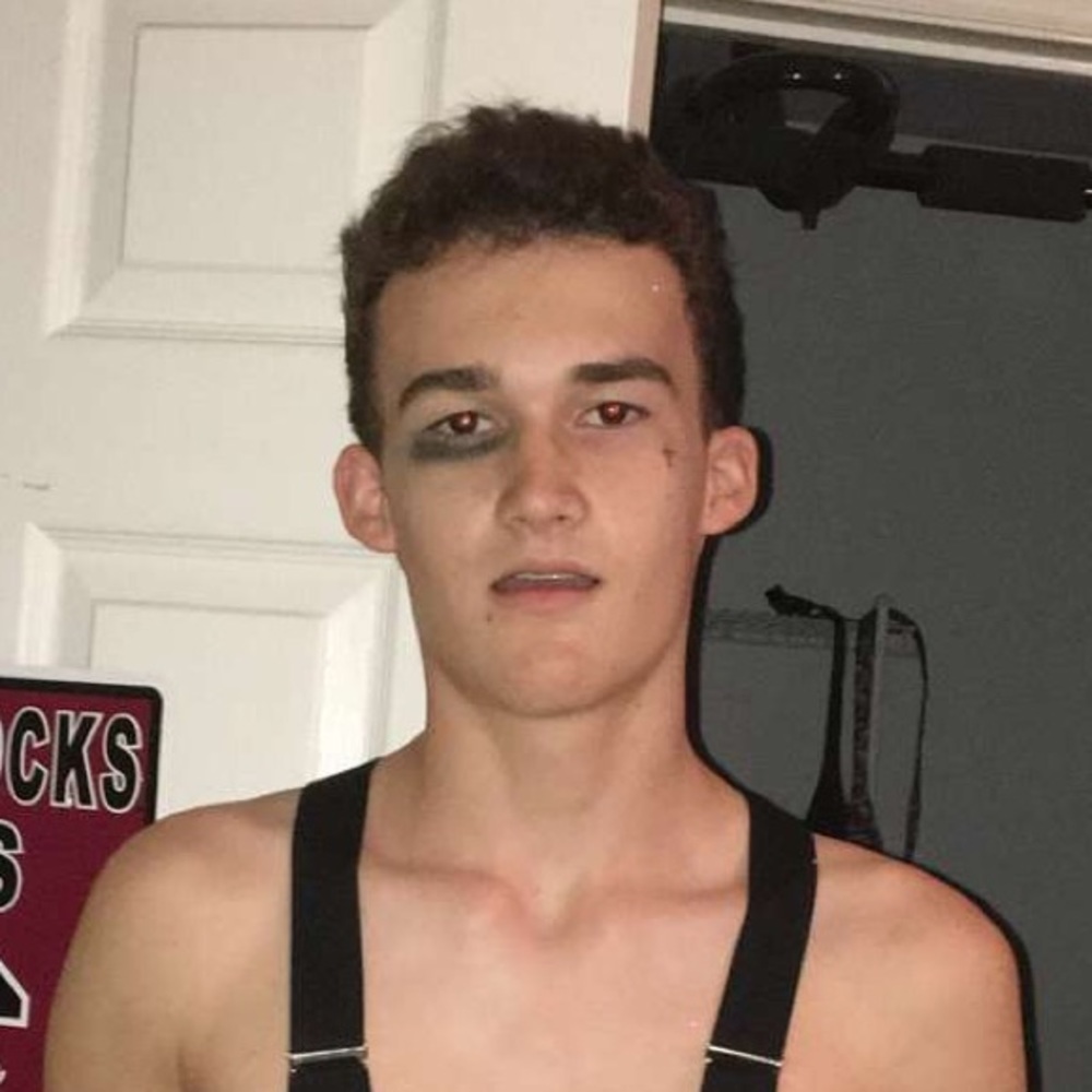 Meet your Posher, Alex