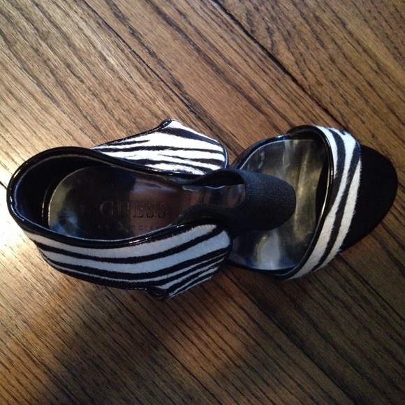 GUESS Animal Print High Heel Sandals - Picture 4 of 4